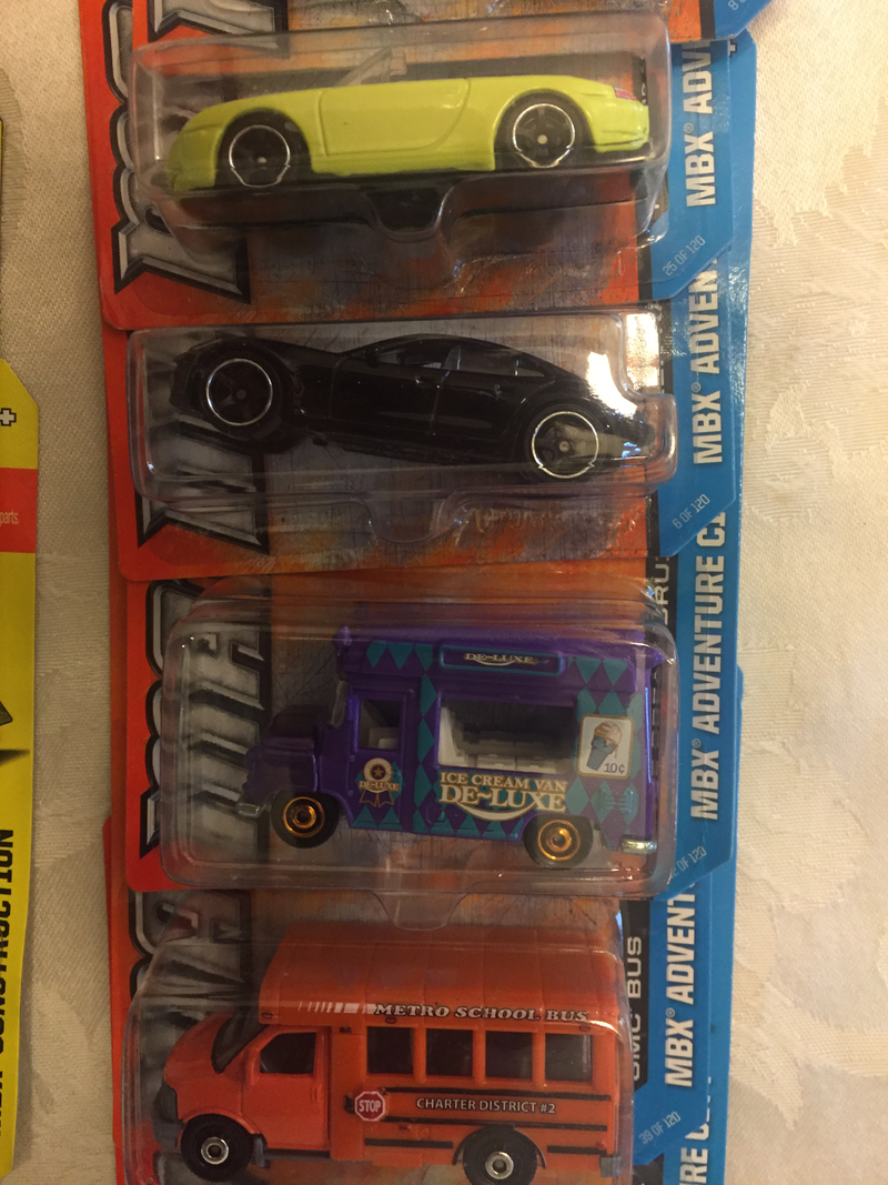 Illustration for article titled Colossal Die-Cast Collection - Box 67 - Whattaya Know, Hot Wheels!